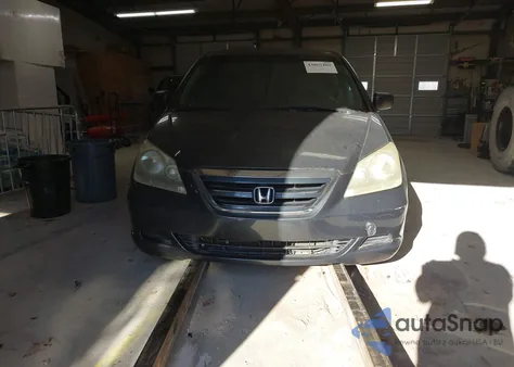 2006 Honda Odyssey Lx z USA, uszkodzony, nr VIN 5FNRL38246B111540